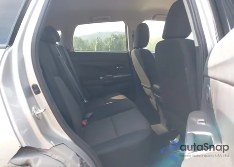 2019 Mitsubishi Outlander Sport 2.0 Se z USA, uszkodzony, nr VIN JA4AR3AUXKU004849